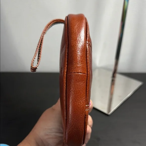 Fossil Brown Leather Wristlet Clutch with Structured Frame - Picture 6 of 8